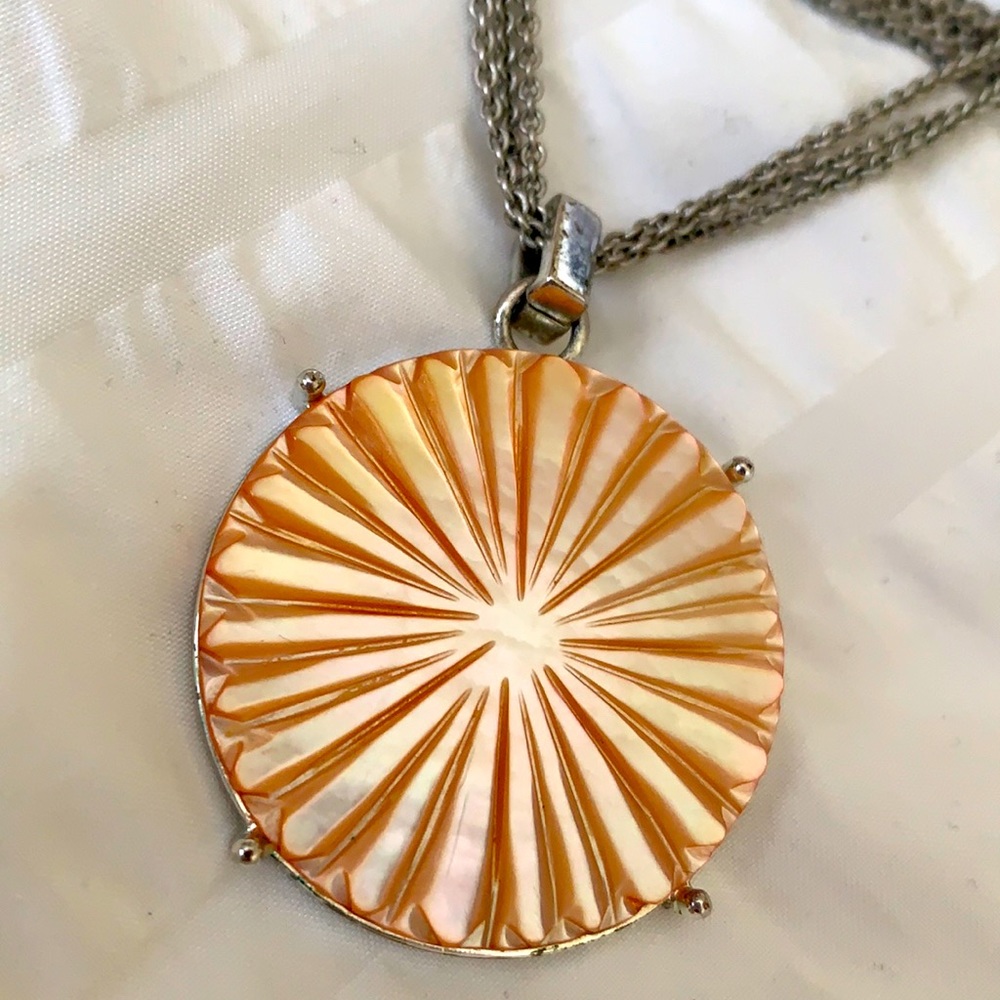 **Unique** Monet Mother of Pearl Sunburst Necklace